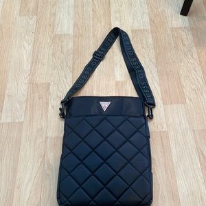 New guess  laptop bag